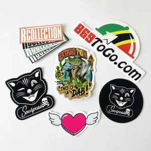 Custom Printing Logo Label Sticker Pack Shiny Kiss Cut Sticker Sheet Self Adhesive Waterproof Vinyl Die Cut Sticker