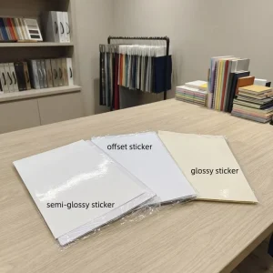 Glossy Sticker Paper Custom All Kinds of Adhesive Sticker Paper, Transparent Adhesive Stickers, Printed Color Reel Stickers